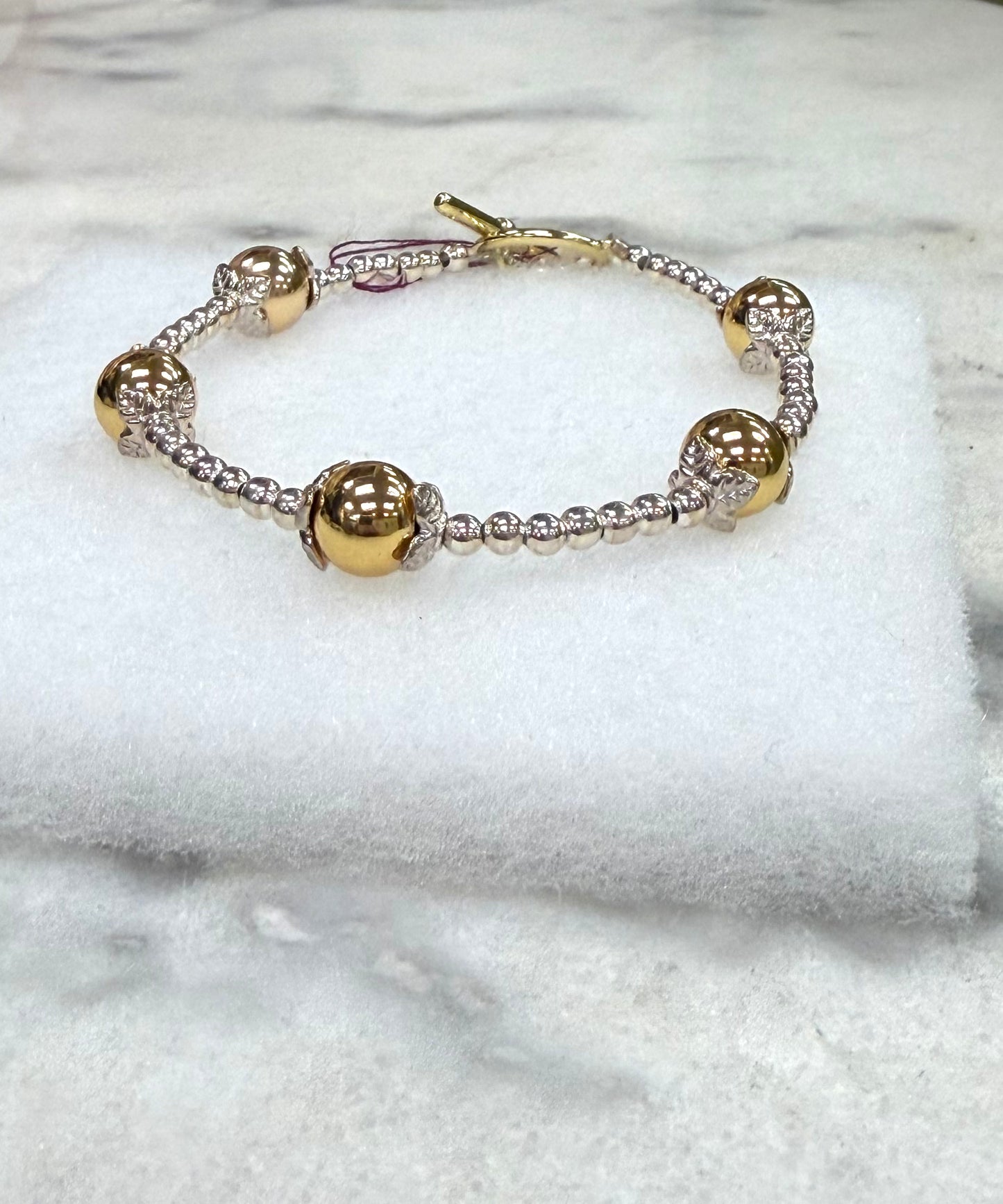 The Golden Leaf Bracalet