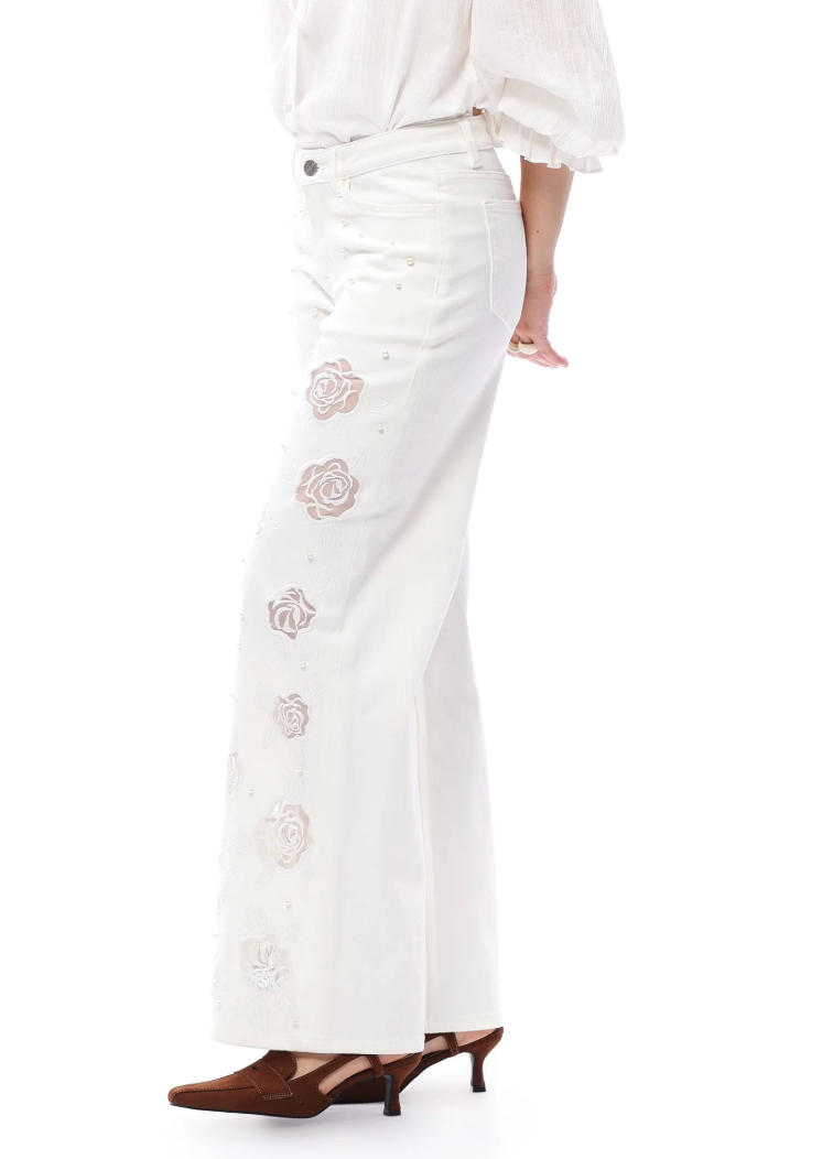 Mid Rise Wide Leg Jeans